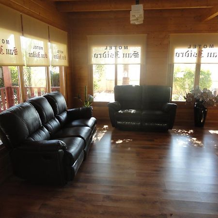 Motel San Isidro Villarrubio Екстериор снимка