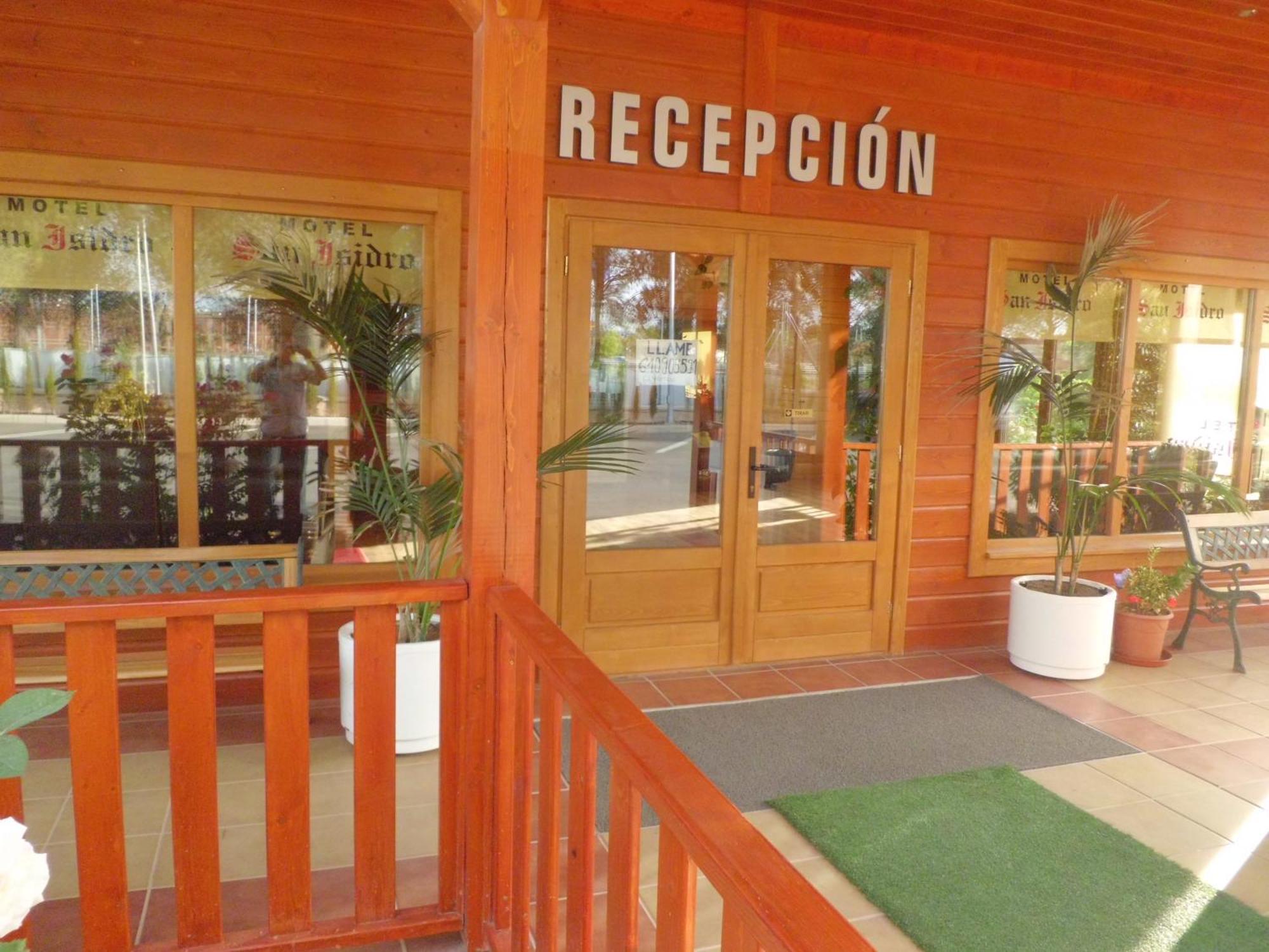 Motel San Isidro Villarrubio Екстериор снимка