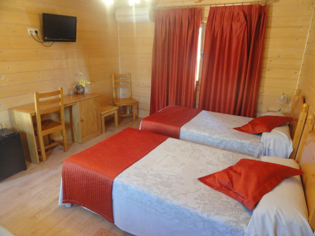 Motel San Isidro Villarrubio Екстериор снимка